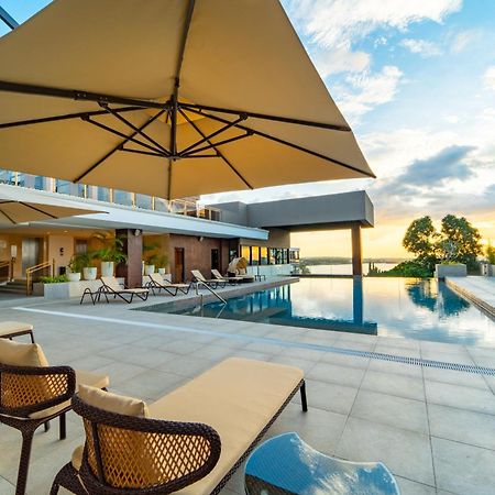 Metrocentre Hotel Tagbilaran Eksteriør billede