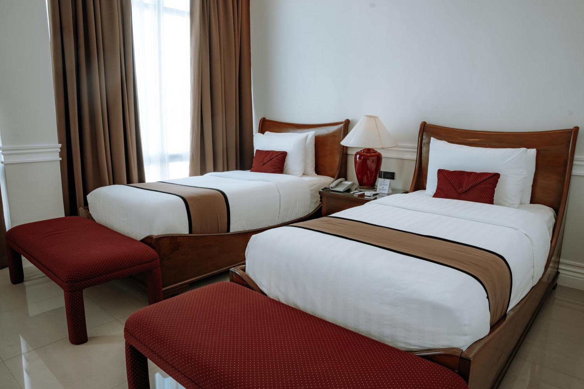 Metrocentre Hotel Tagbilaran Eksteriør billede