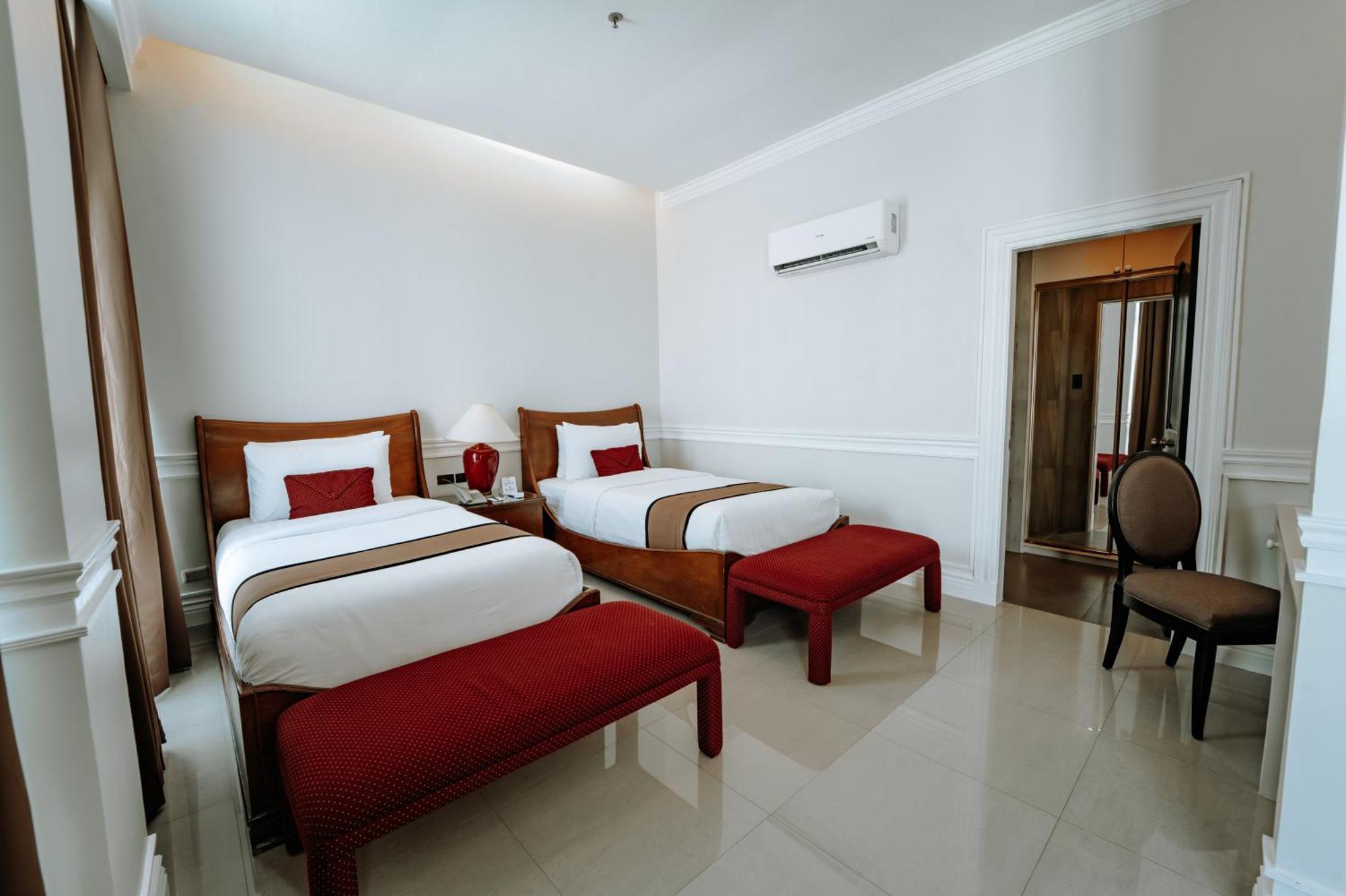 Metrocentre Hotel Tagbilaran Eksteriør billede