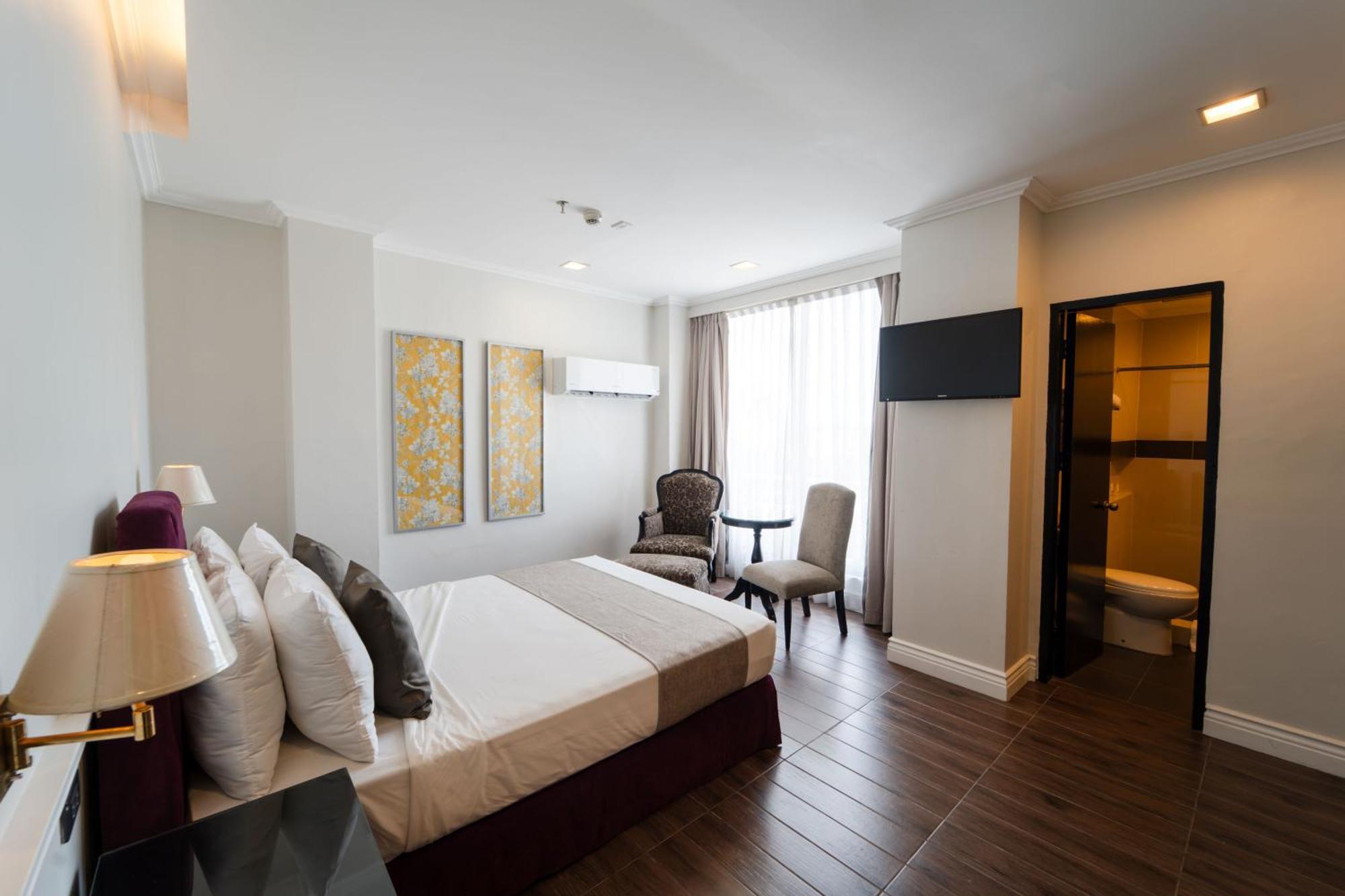 Metrocentre Hotel Tagbilaran Eksteriør billede