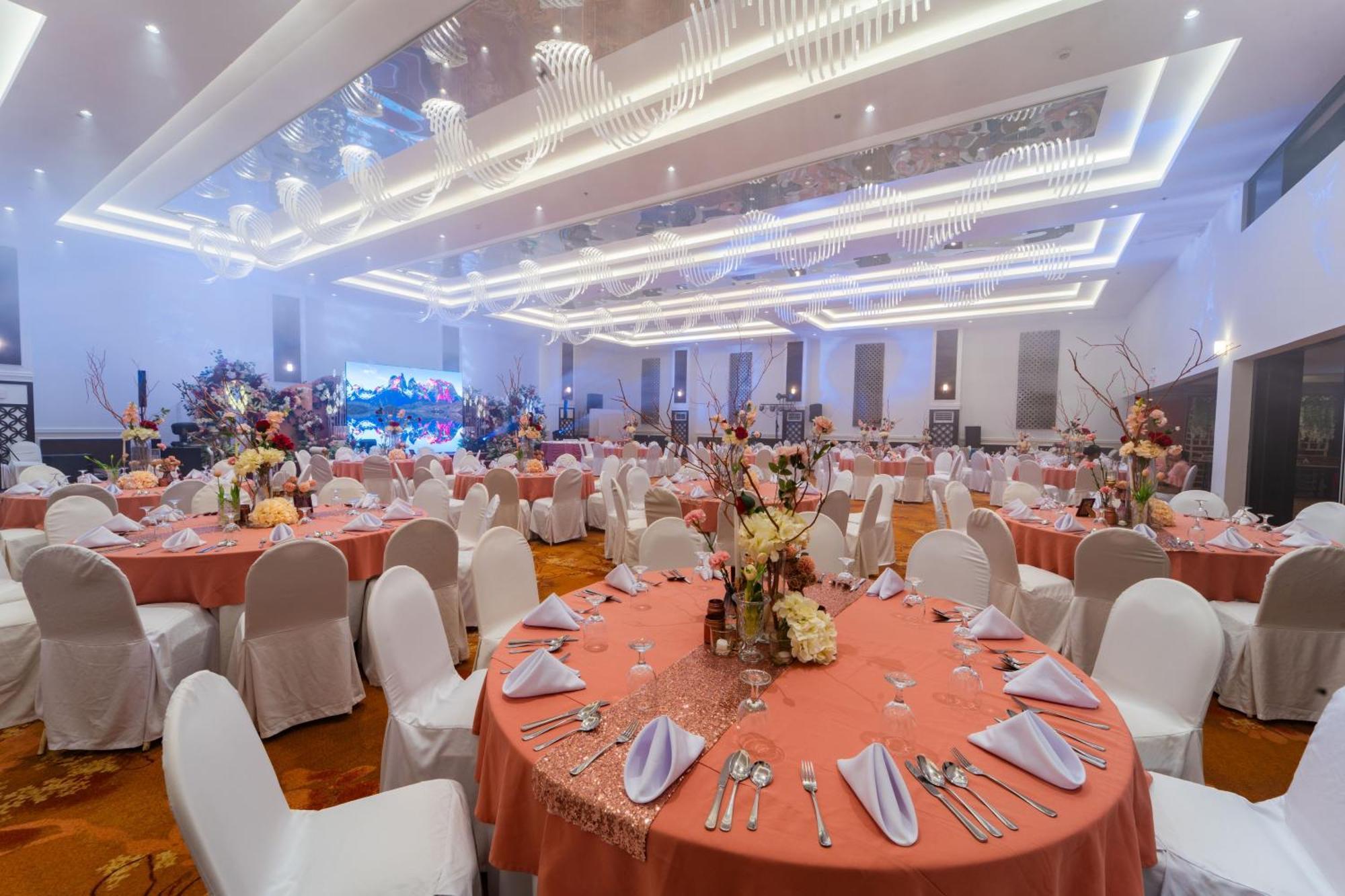 Metrocentre Hotel Tagbilaran Eksteriør billede