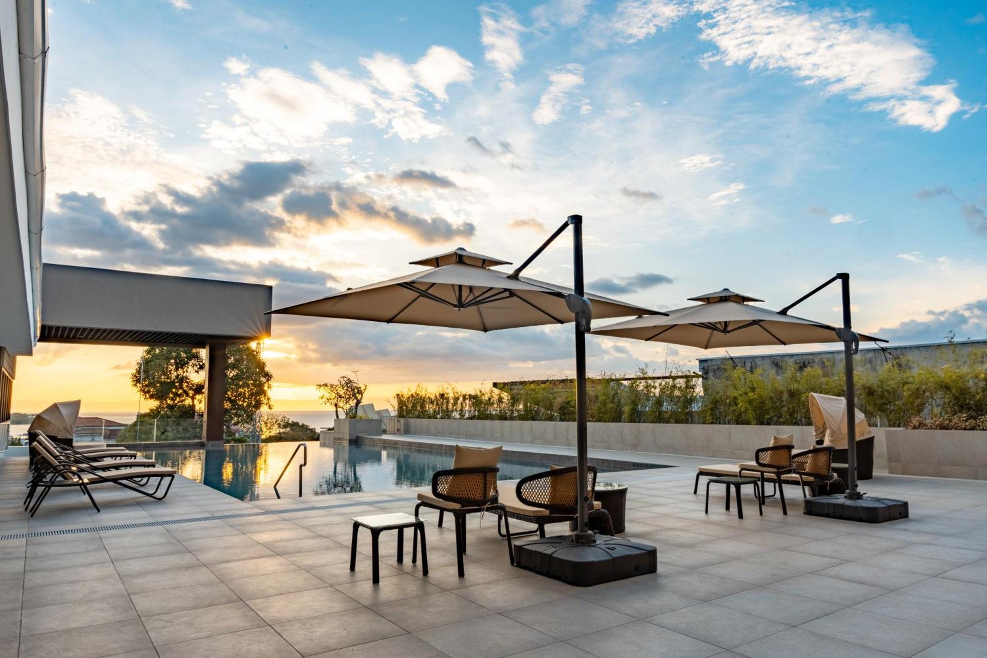 Metrocentre Hotel Tagbilaran Eksteriør billede